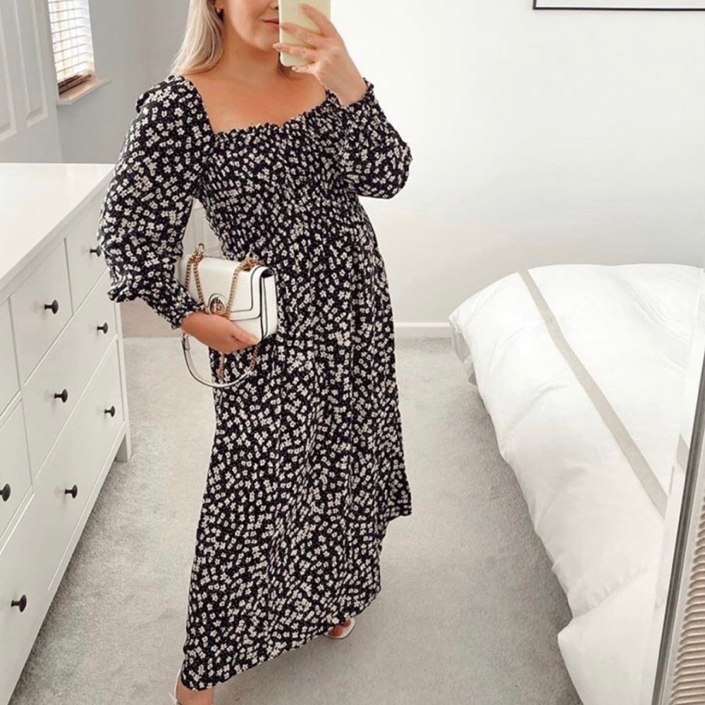 👗💃 Influencer Fave 🌺 Floral Smock Dress - Picture 8 of 16